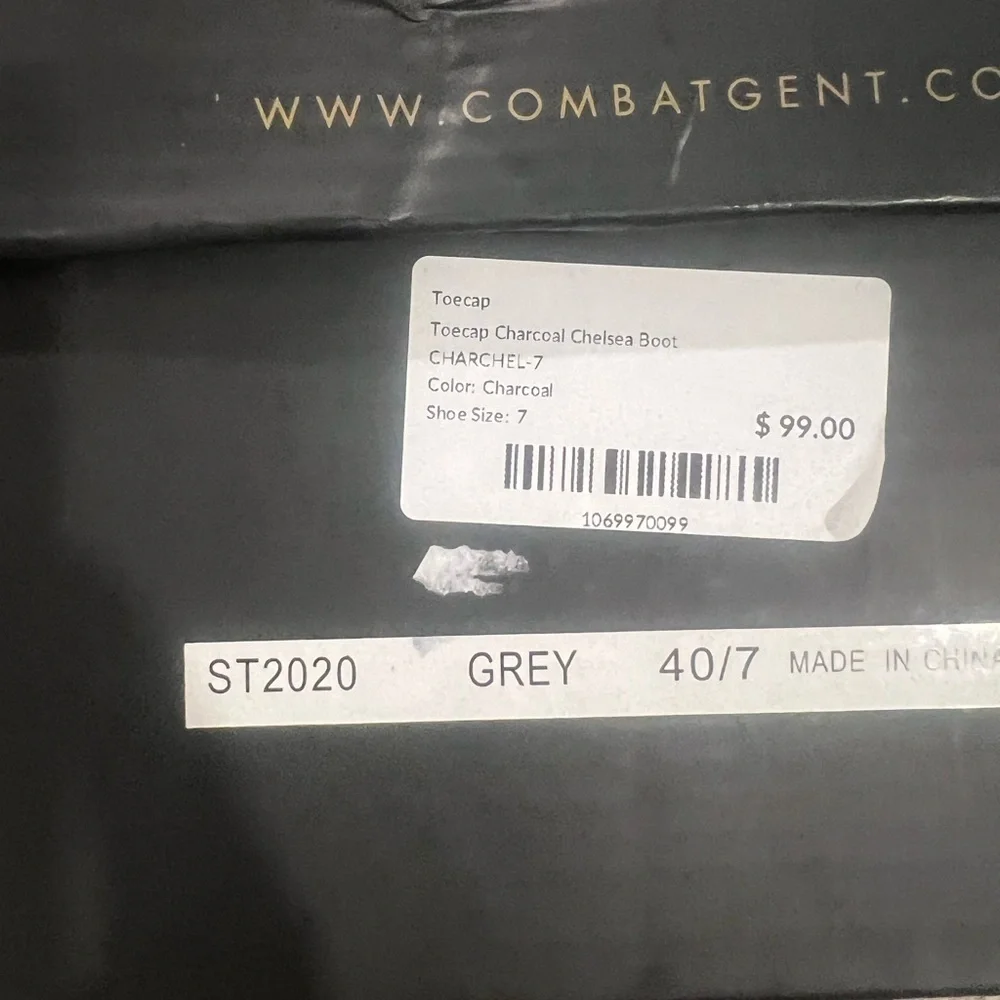 NWOT- Toecap charcoal Chelsea boot